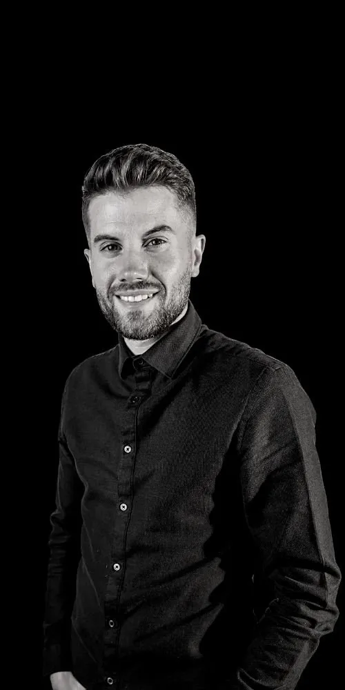 salon-de coiffure-Nantes-route-de-vannes-salons-portrait-cyril-bazin-coiffeur-createur